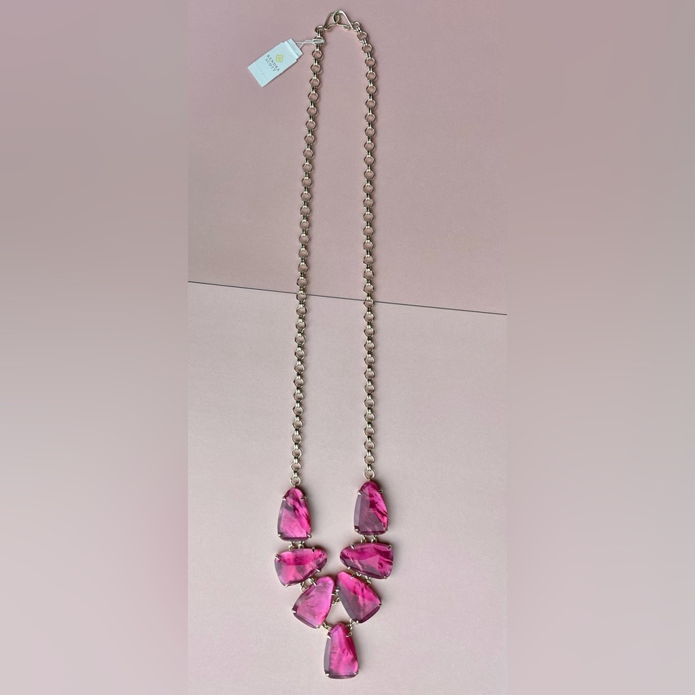 Kendra Scott Harlie Necklace Pink Berry Burgundy Illusion 14k Gold Plated NWT - Picture 10 of 16